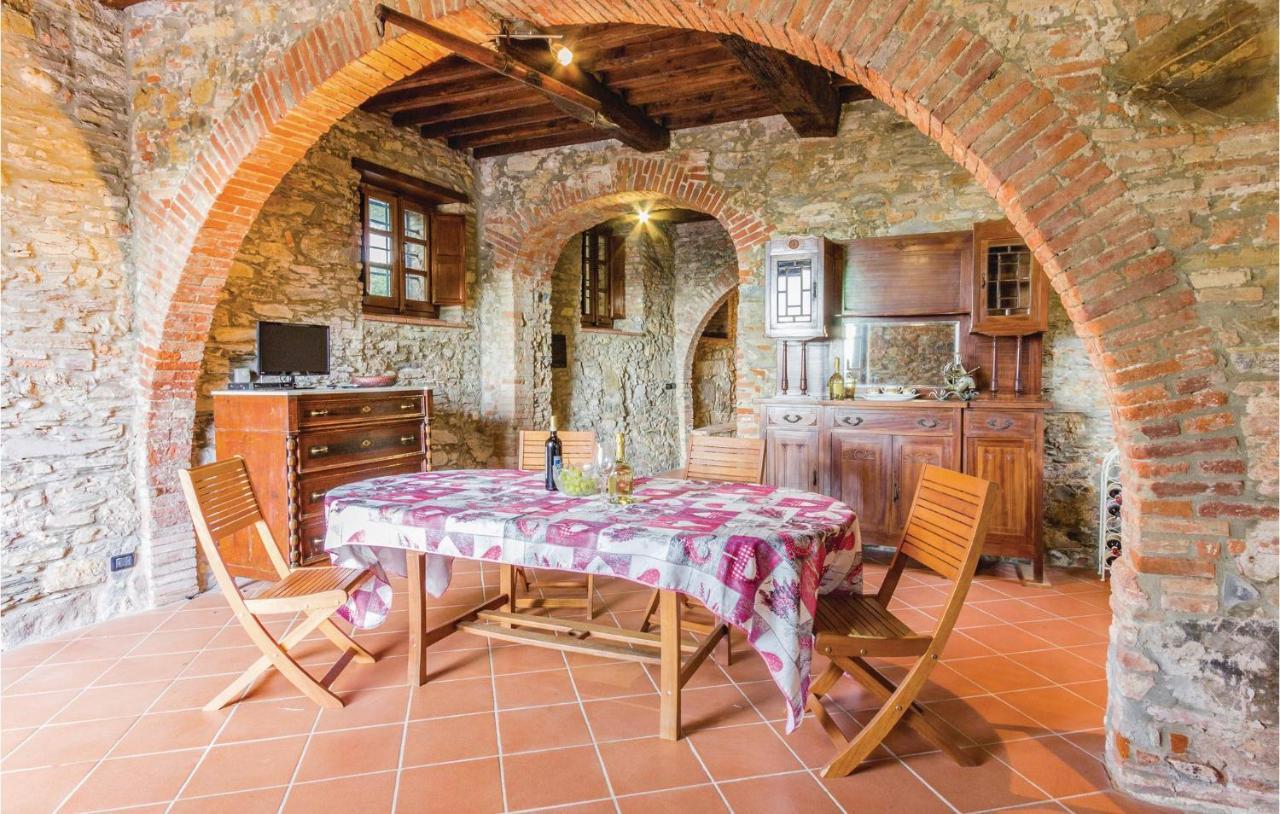 Beautiful Home In Pieve A Elici -Lu- With Kitchen Massarosa Extérieur photo