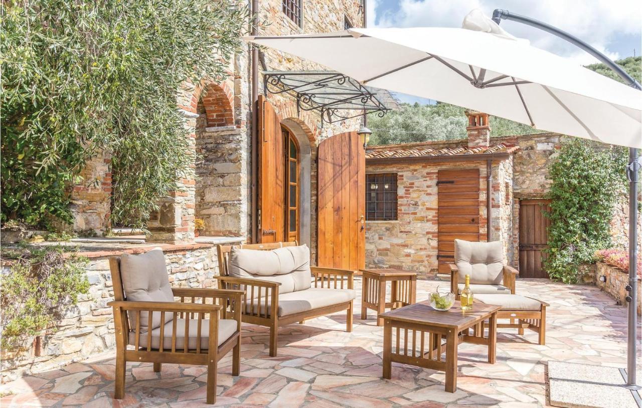 Beautiful Home In Pieve A Elici -Lu- With Kitchen Massarosa Extérieur photo